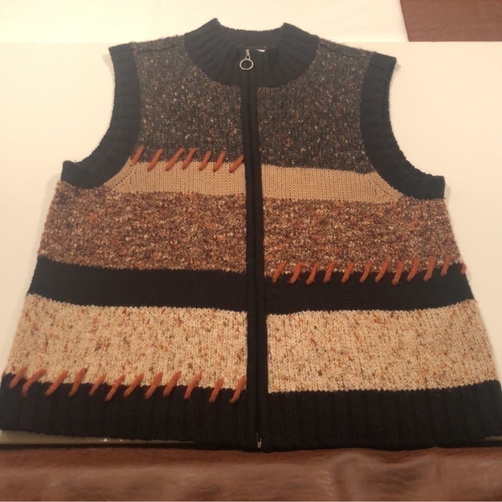 CHRISTOPHER & BANKS Lovely Zip-up Sweater Vest Size L - Picture 7 of 10